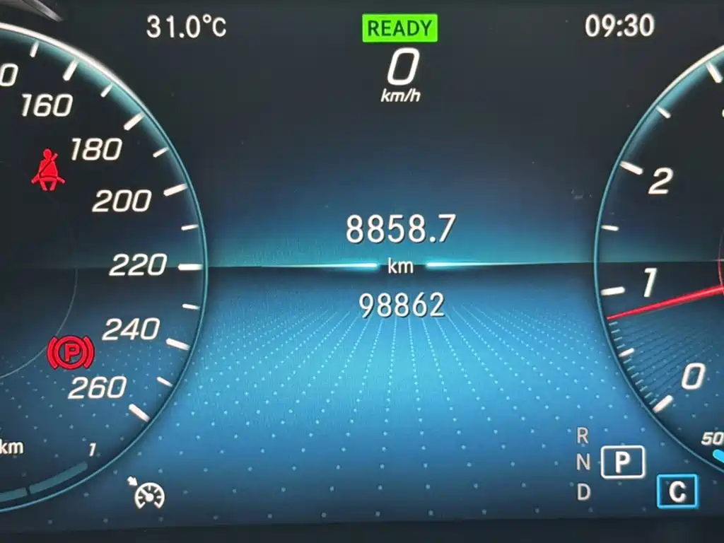 Mercedes-Benz C-Class — миниатюра 3