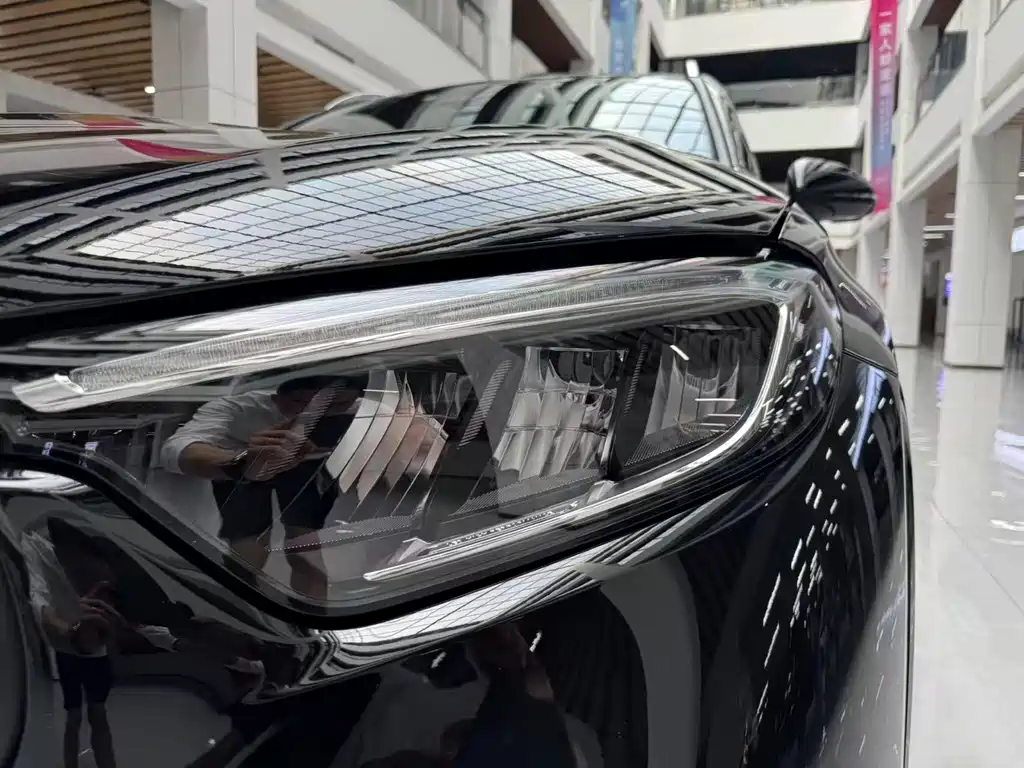 Mercedes-Benz GLC — миниатюра 21