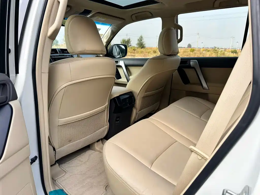 Toyota Prado — миниатюра 5