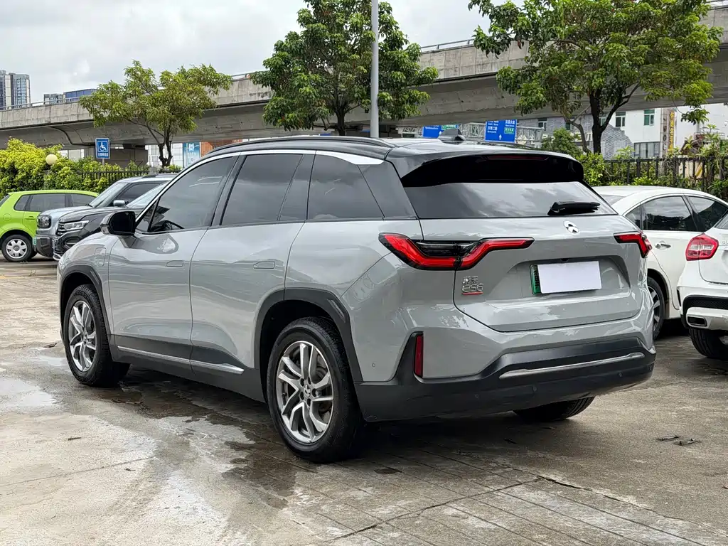 NIO ES6 — миниатюра 13