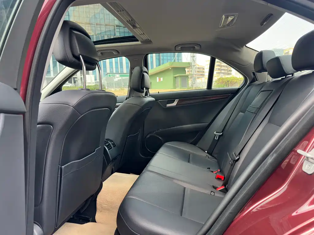 Mercedes-Benz C-Class C 2011 C 200 CGI