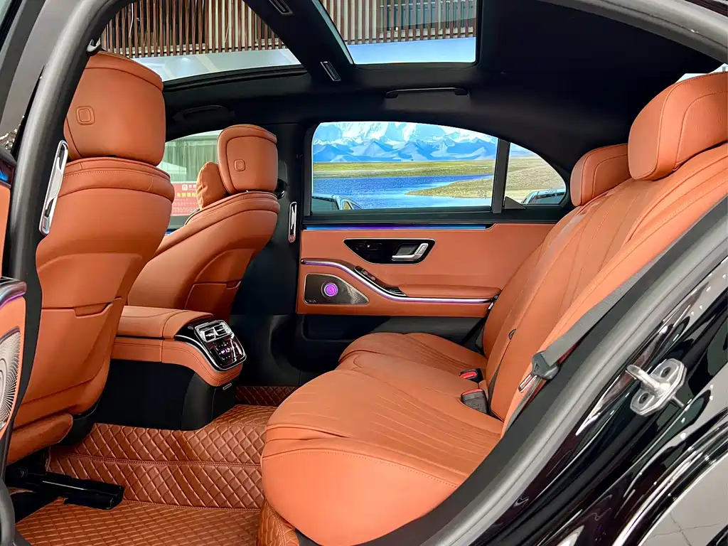Mercedes-Benz S-Class — миниатюра 10