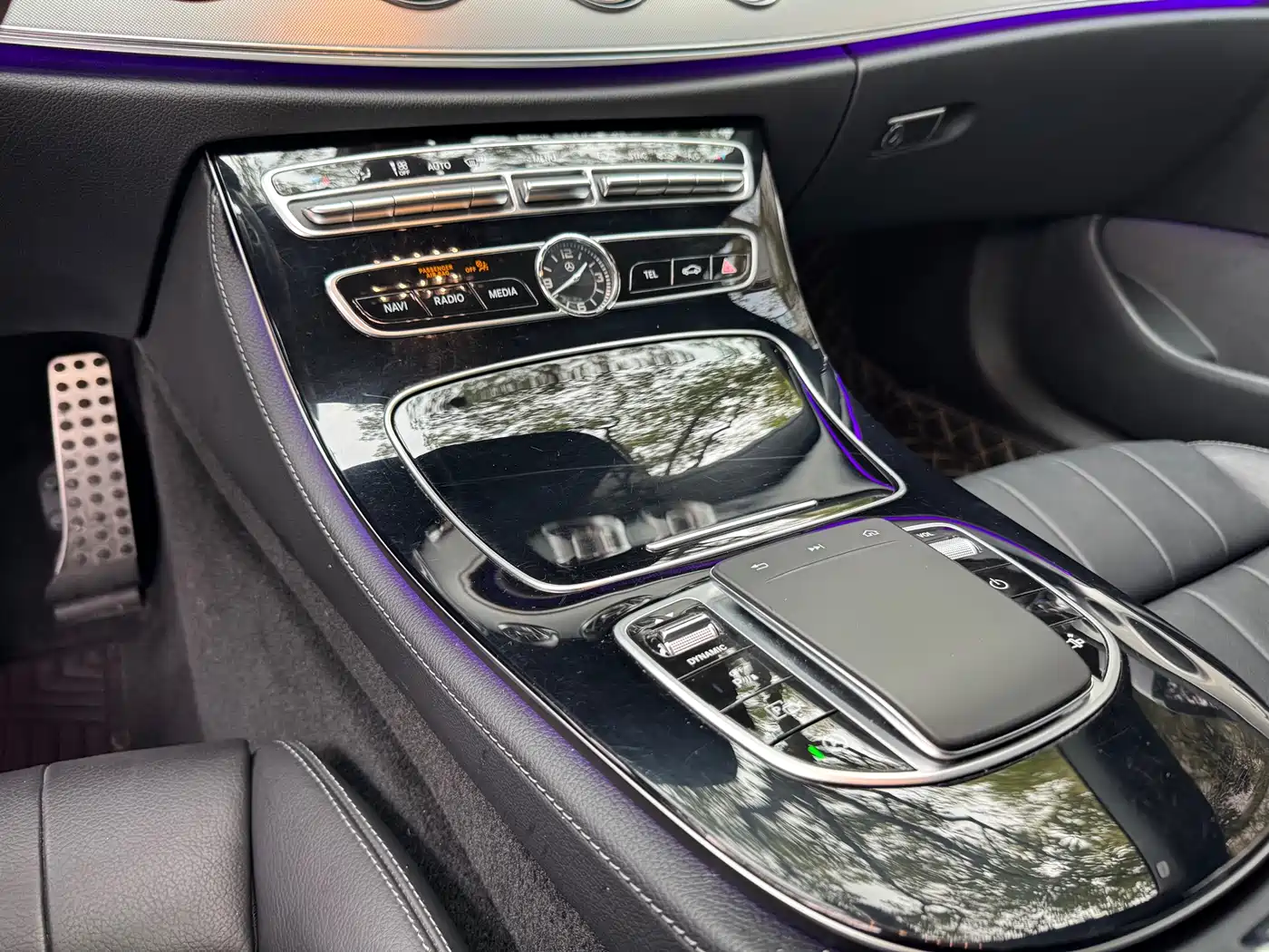 Mercedes-Benz E-Class 2021 Белый из Китая, фото 3