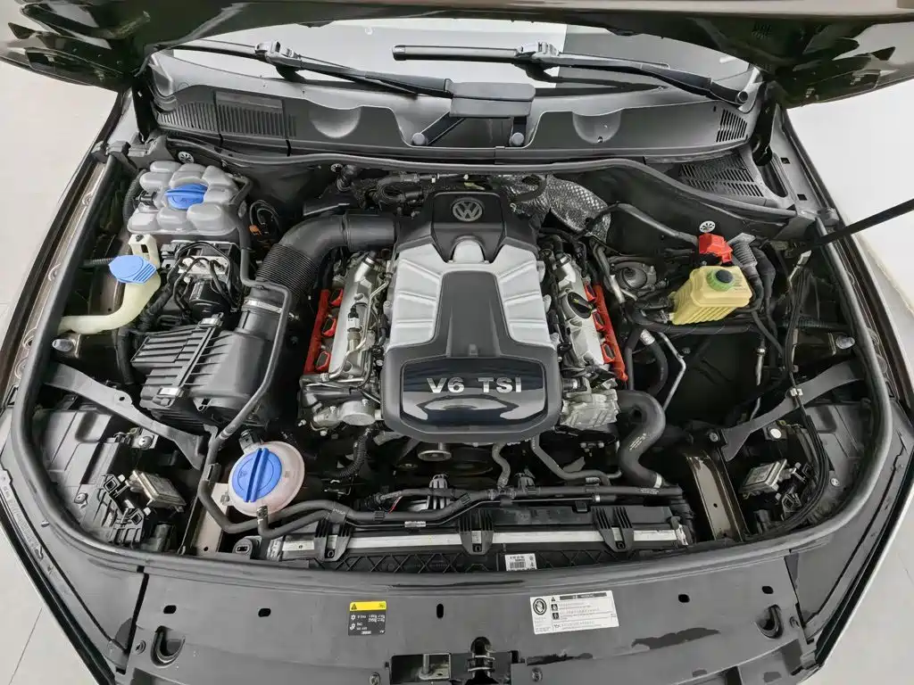 Volkswagen Touareg — миниатюра 6