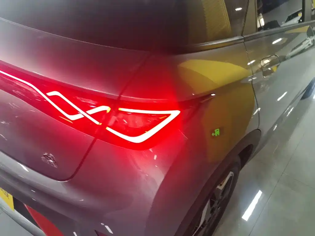 BYD Dolphin — миниатюра 8
