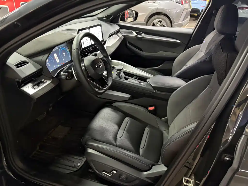 Geely Preface 2024 1.5TD
