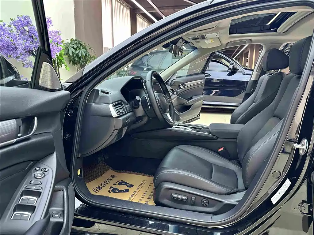 Honda Accord — миниатюра 10