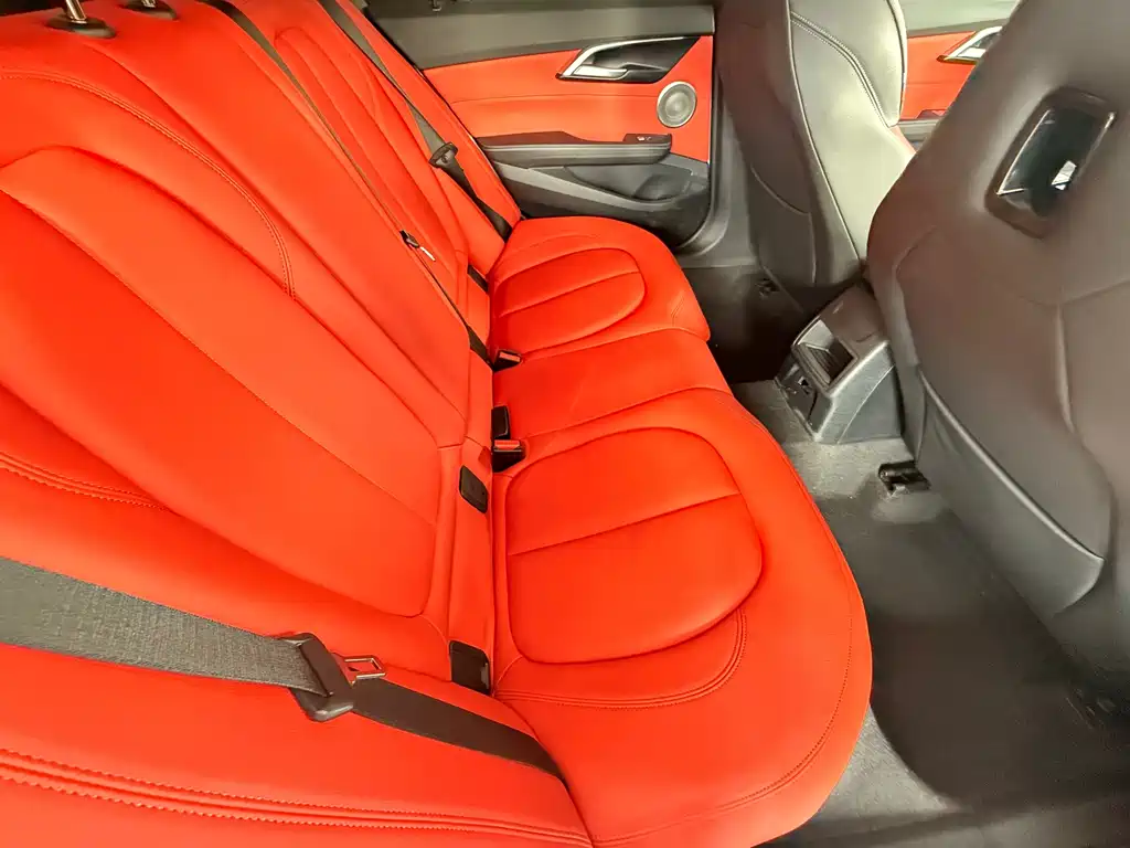 BMW 1 Series — миниатюра 8