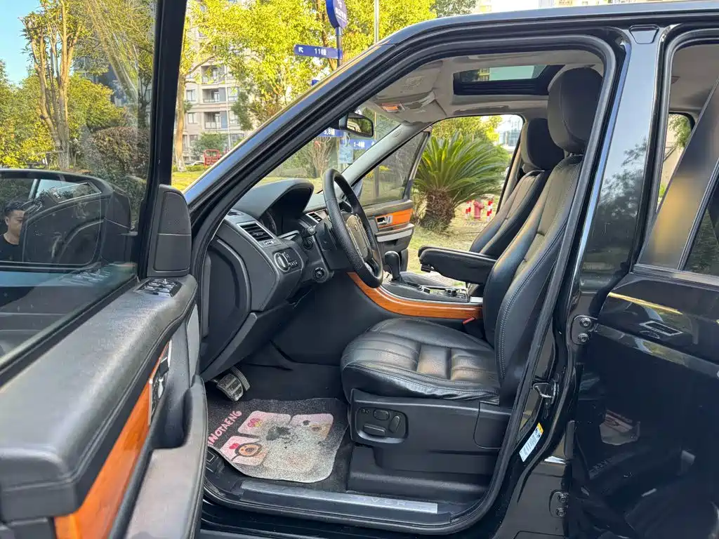 Land Rover Sport — миниатюра 10