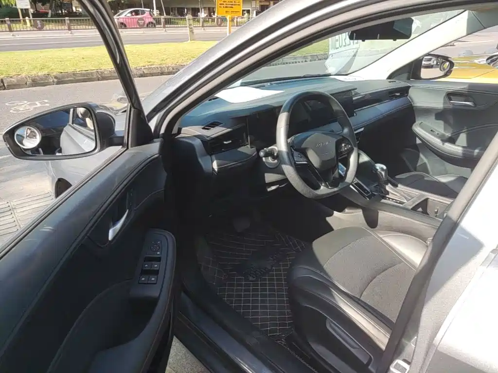 Roewe i5 — миниатюра 16