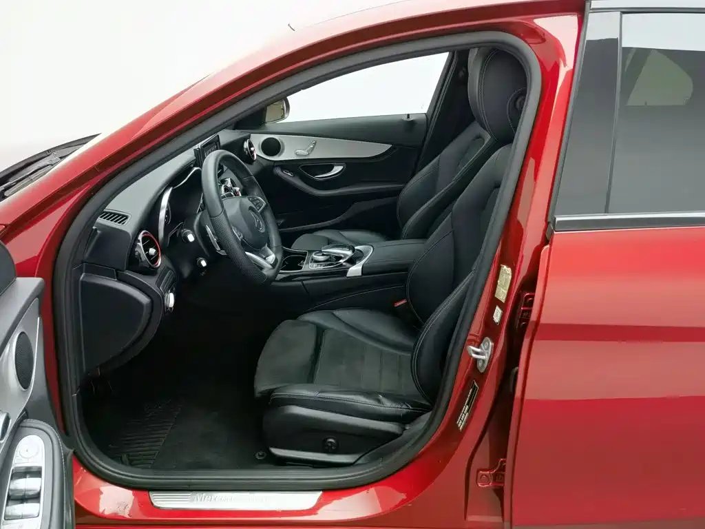 Mercedes-Benz C-Class — миниатюра 10