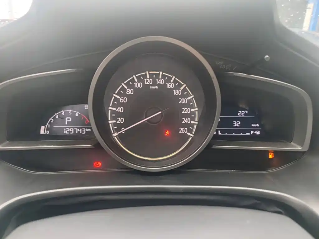 Mazda 3 Axela — миниатюра 12