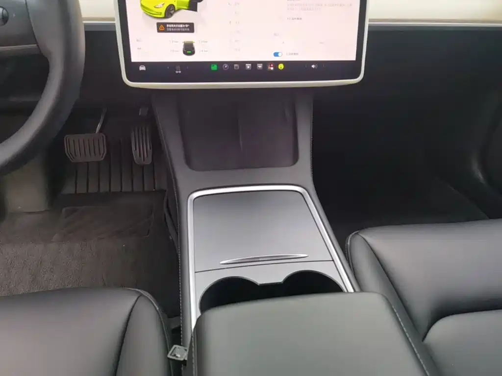 Tesla Model 3 — миниатюра 14