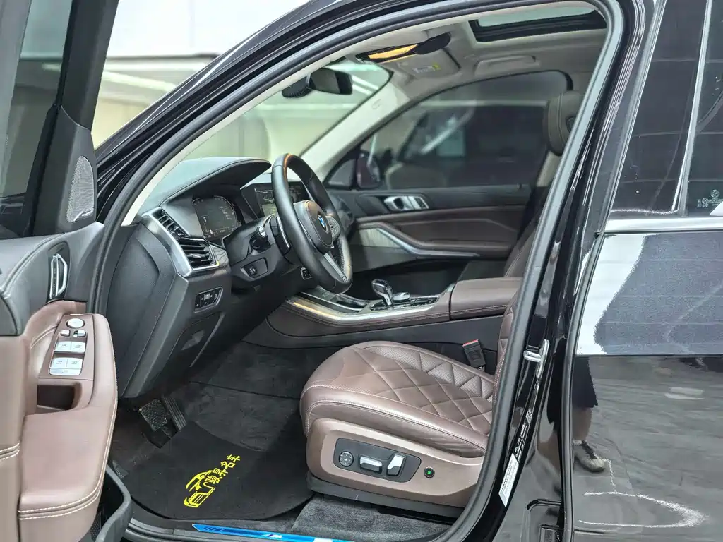 BMW X5 — миниатюра 10