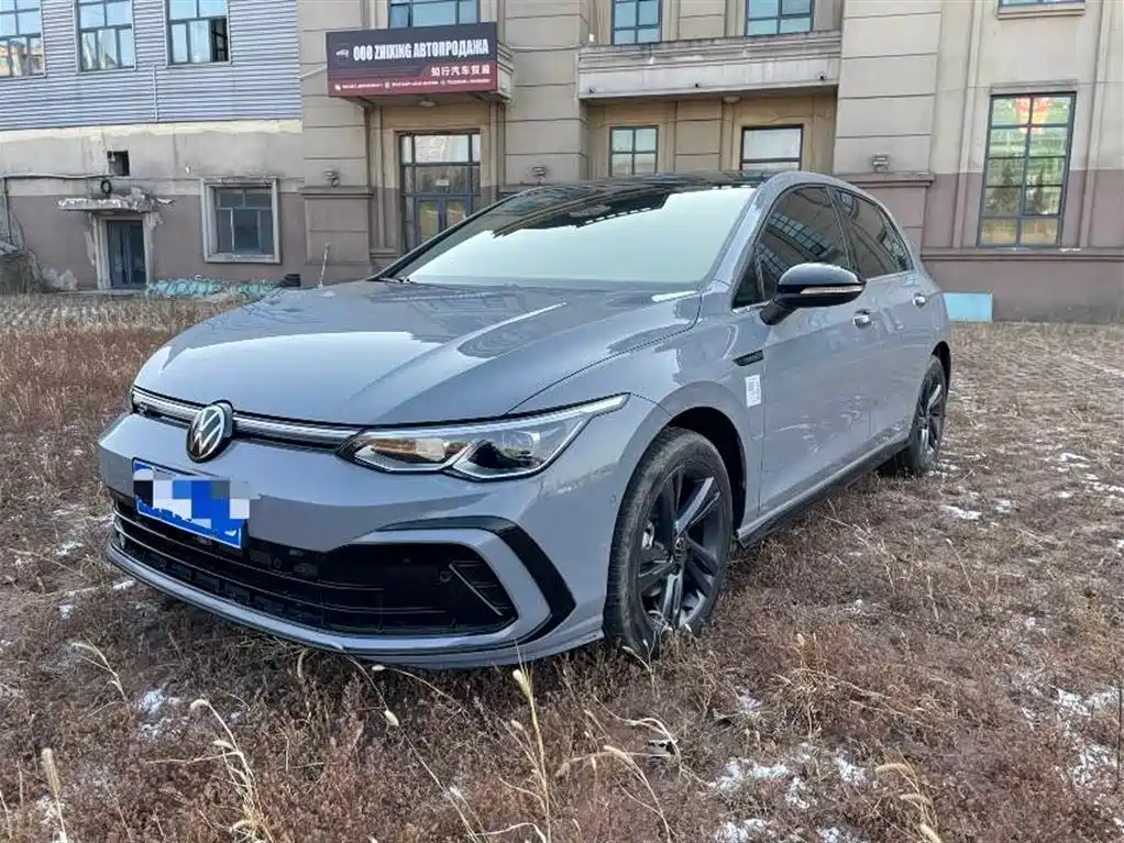 Volkswagen Golf 2024