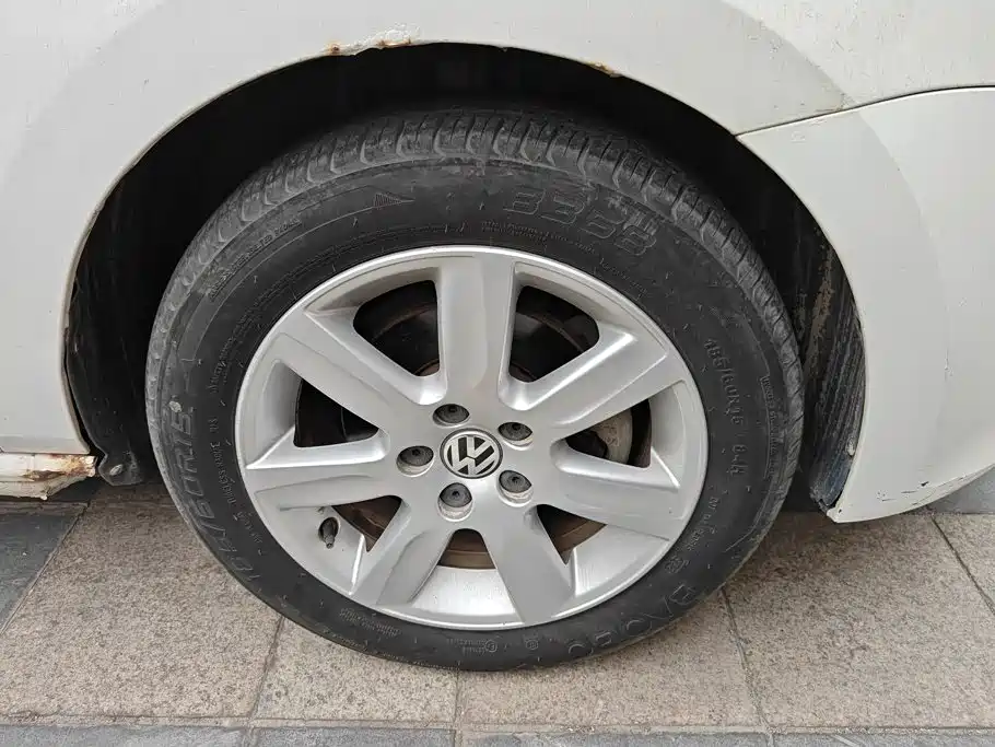 Volkswagen Polo — миниатюра 6