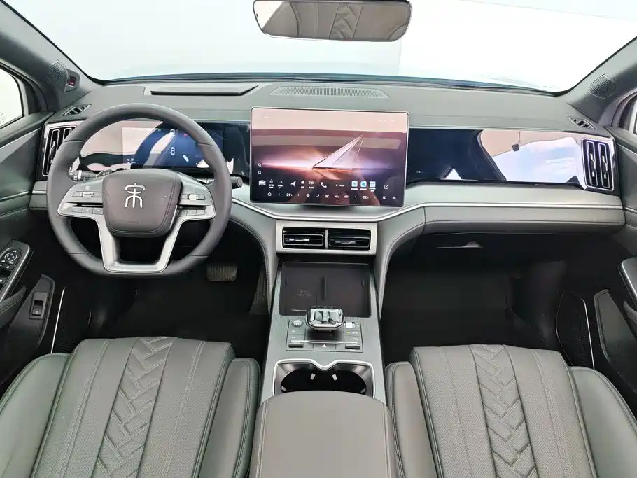 BYD L DM-i — миниатюра 12