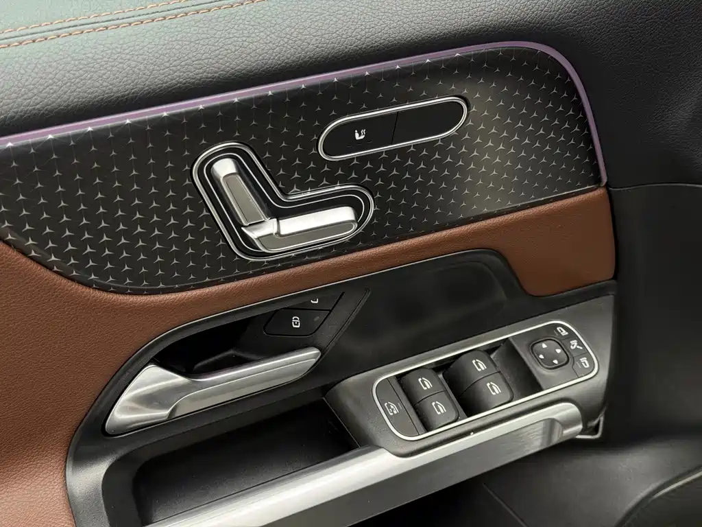 Mercedes-Benz EQB — миниатюра 9
