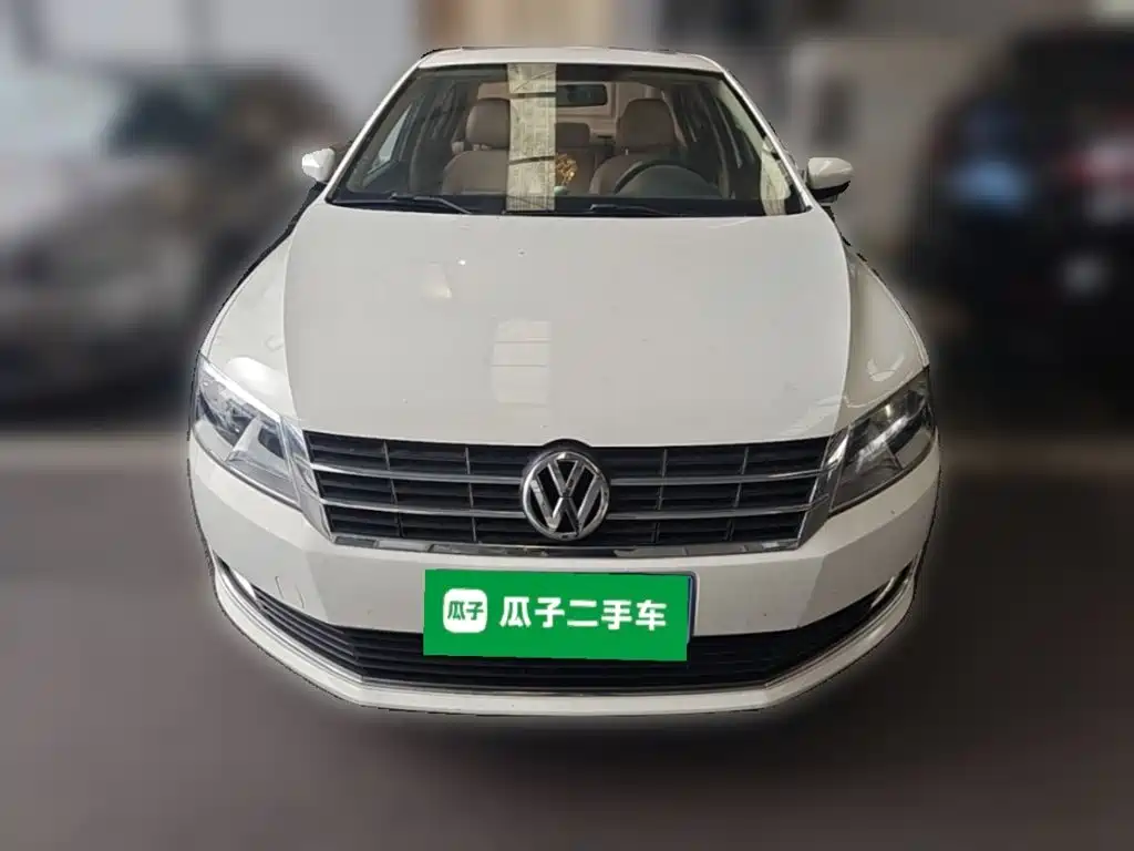 Volkswagen Lavida — миниатюра 5