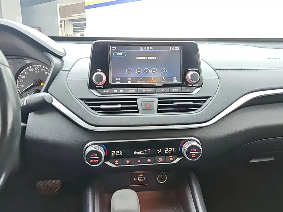Nissan Teana — миниатюра 13