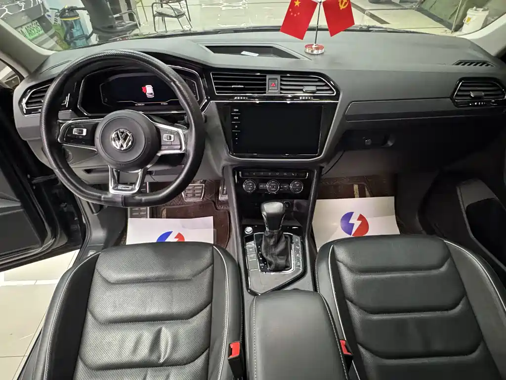 Volkswagen Tiguan L — миниатюра 9