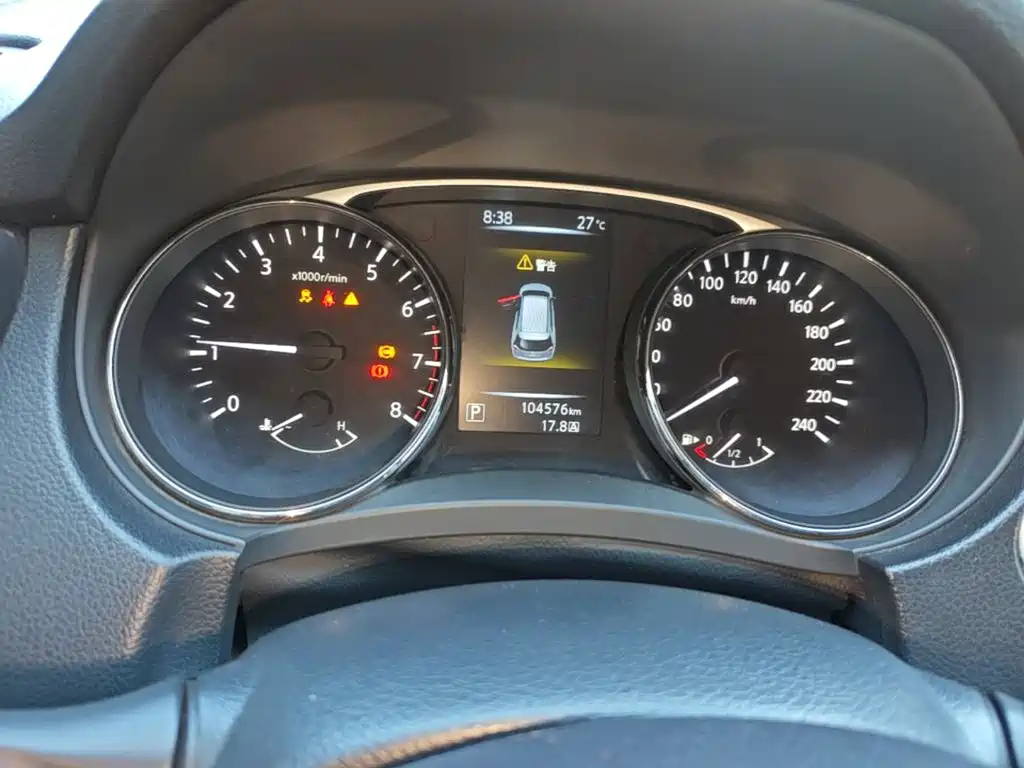Nissan X-Trail — миниатюра 12