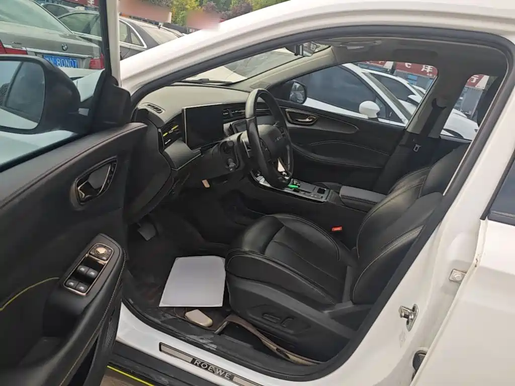 Roewe RX5 New Energy — миниатюра 16