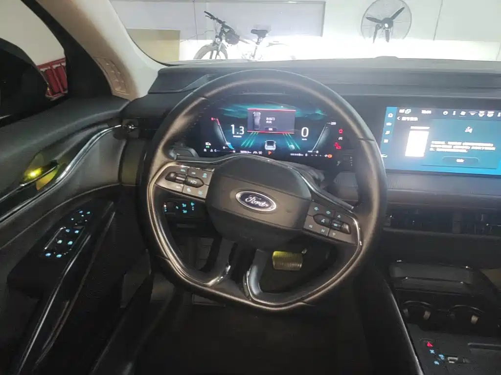 Ford Mondeo — миниатюра 11