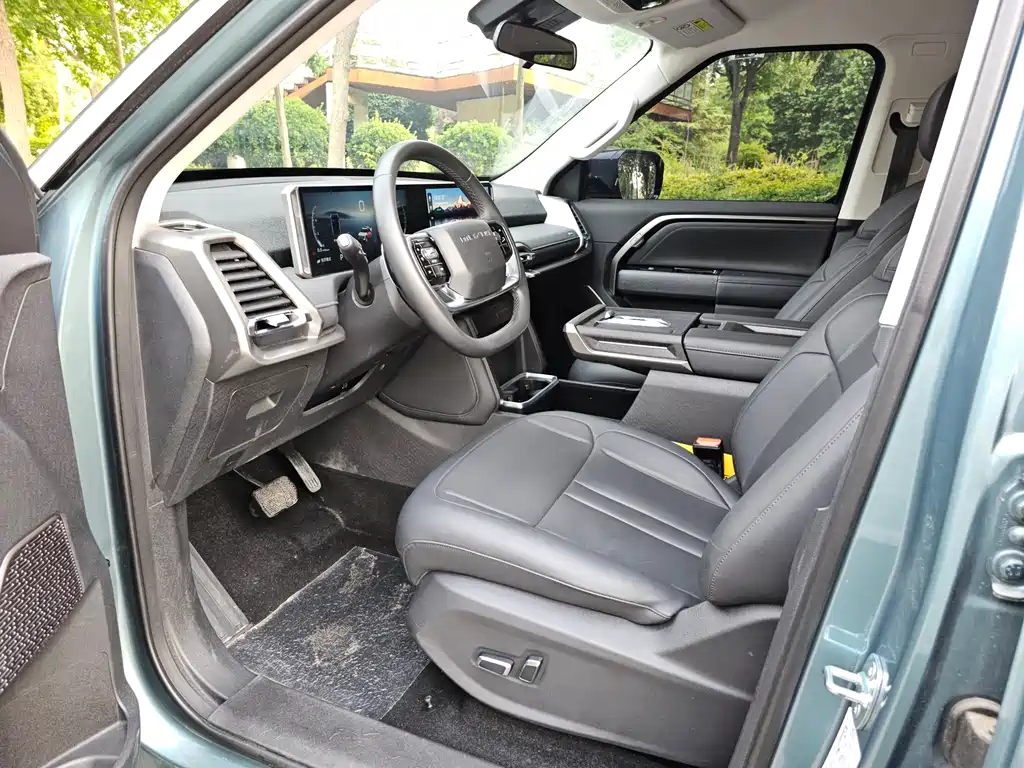 Maxus Interstellar X X 2025 2.5T Luxury