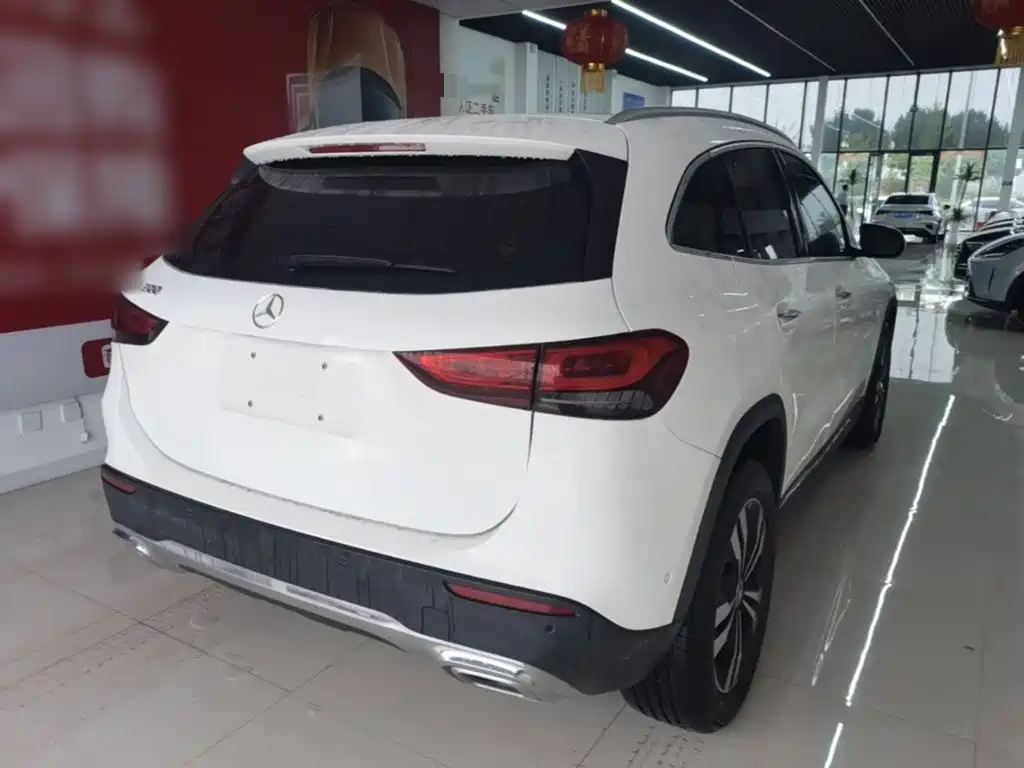 Mercedes-Benz GLA — миниатюра 7