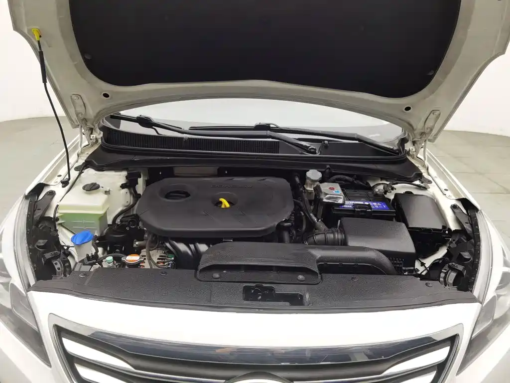 Hyundai Mistra — миниатюра 6
