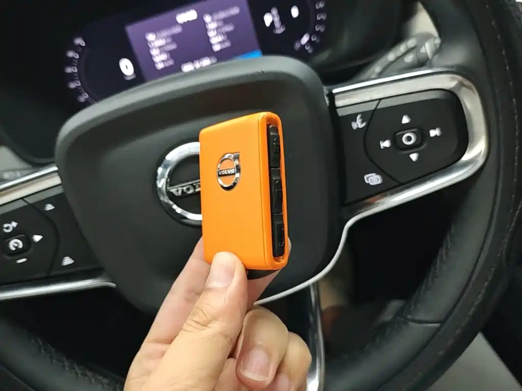 Volvo XC40 — миниатюра 9