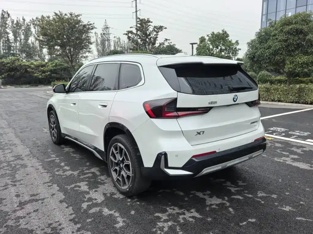 BMW X1 — миниатюра 9