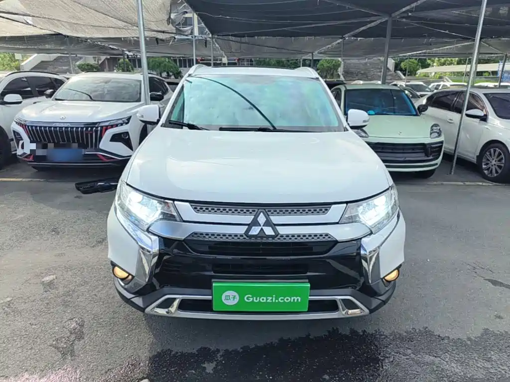Mitsubishi Outlander — миниатюра 3