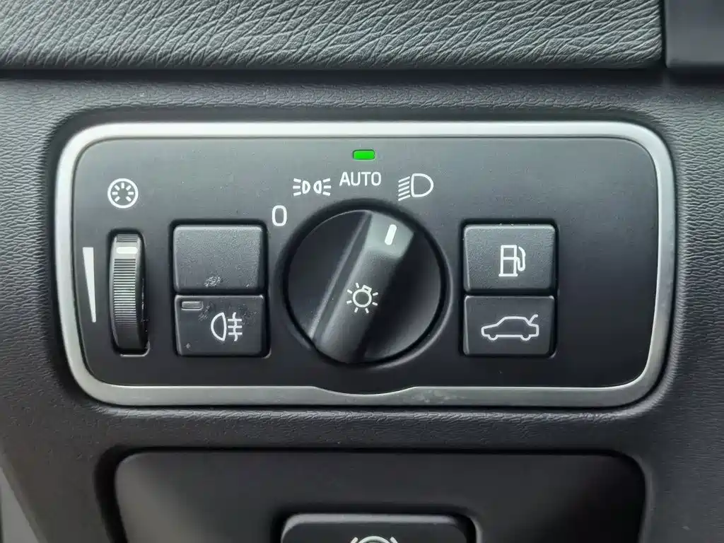 Volvo S60 — миниатюра 21