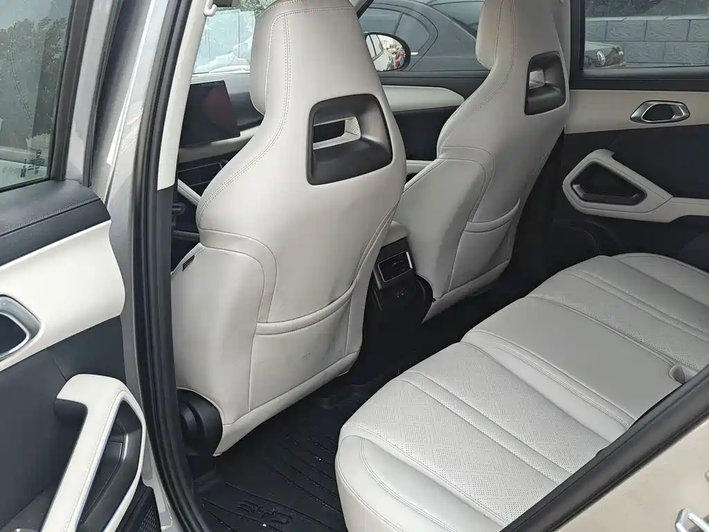 BYD Yuan Up UP 2025 Smart Drive 401KM