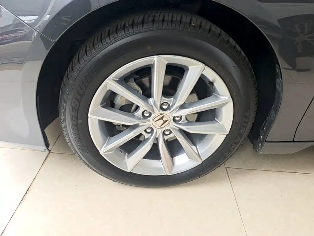 Honda Accord — миниатюра 23