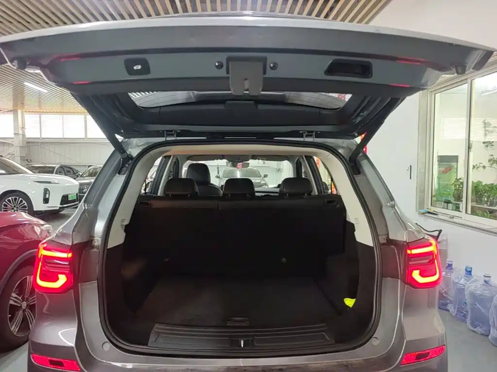 Roewe RX5 — миниатюра 19