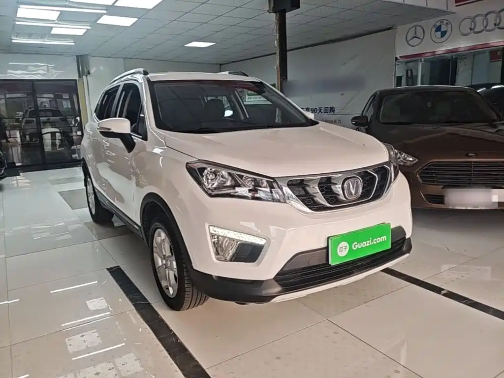 Changan CS15 — миниатюра 4