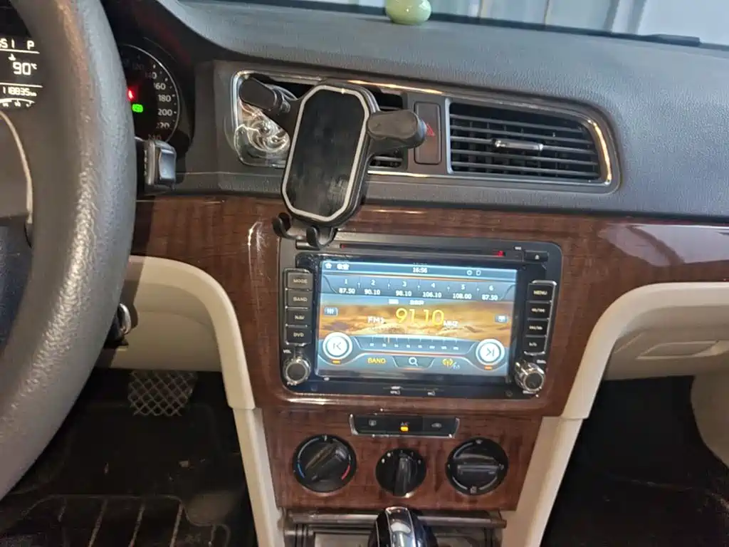Volkswagen Lavida — миниатюра 18