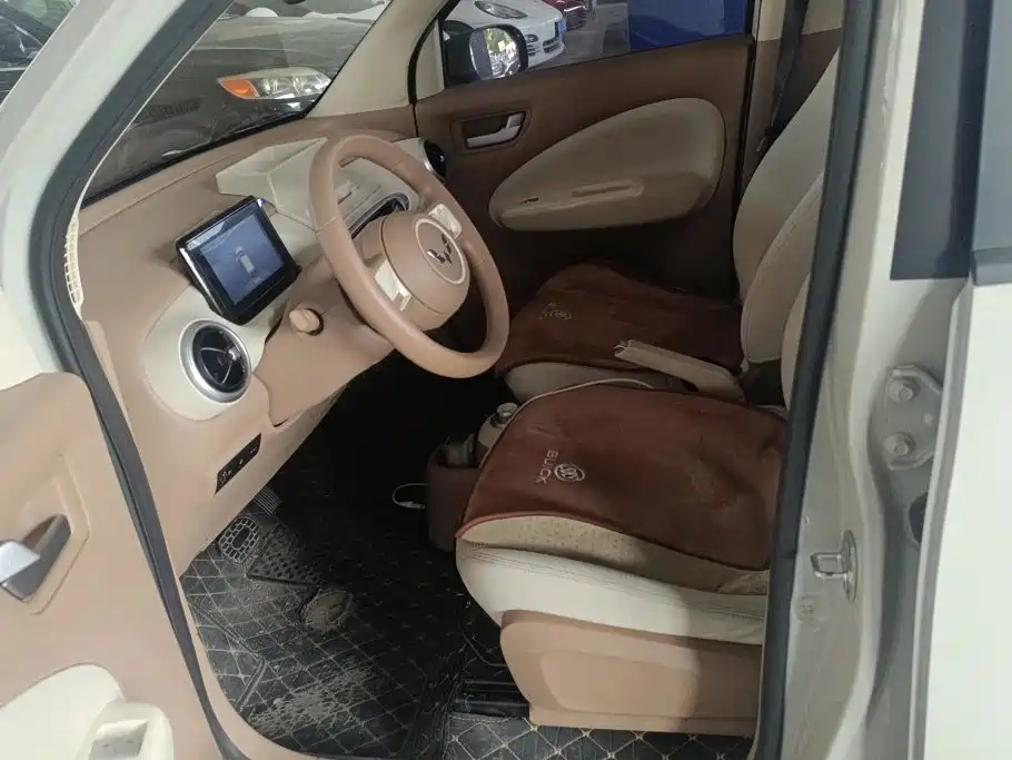 Wuling MINIEV — миниатюра 9