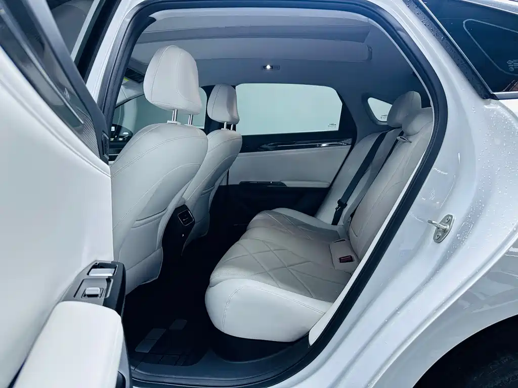 GEELY GALAXY GALAXY L6