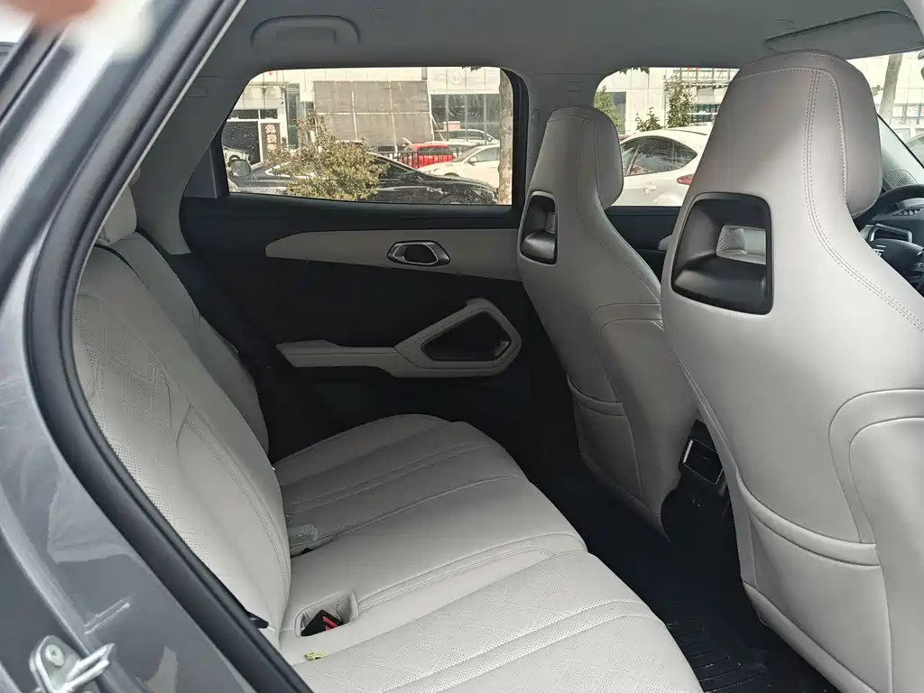 BYD Yuan Up UP 2025 Smart Drive 401KM