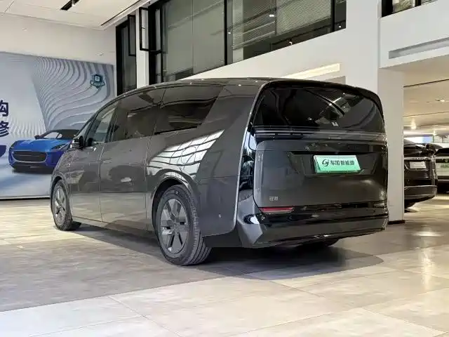 Li Auto Li MEGA — миниатюра 9