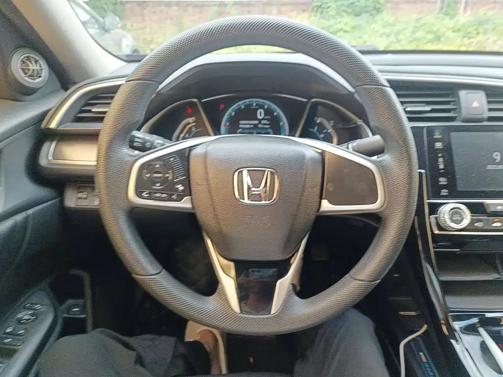 Honda Civic — миниатюра 11