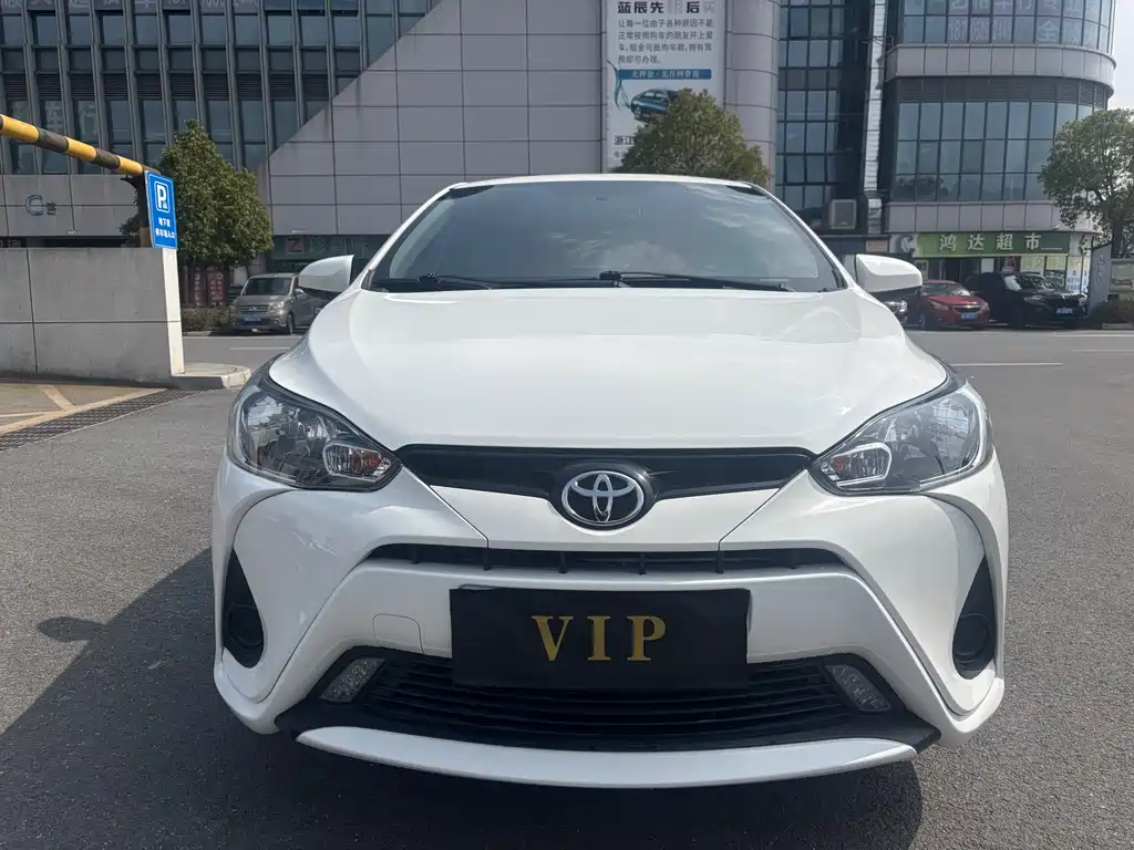 TOYOTA YARIS L TO ENJOY