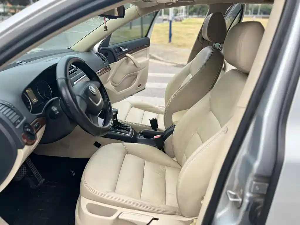 Skoda Octavia — миниатюра 12