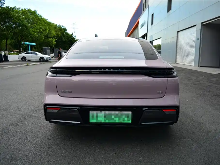 Geely Galaxy Galaxy E8 E8 2025 575km Smart Drive