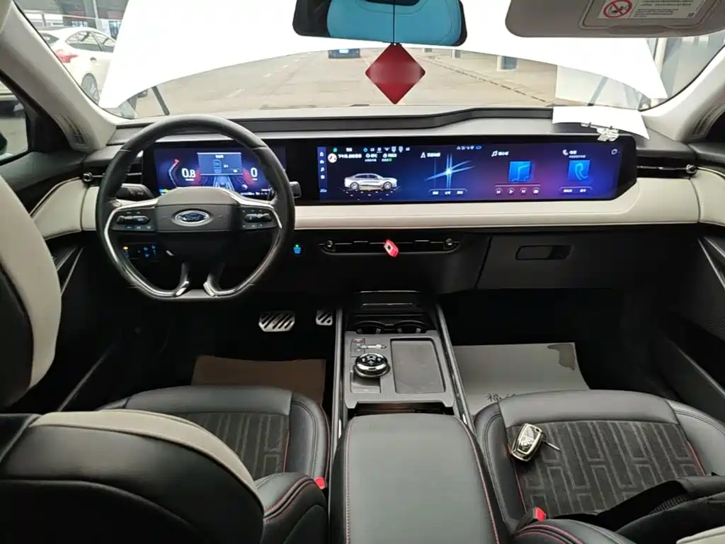 Ford Mondeo — миниатюра 10