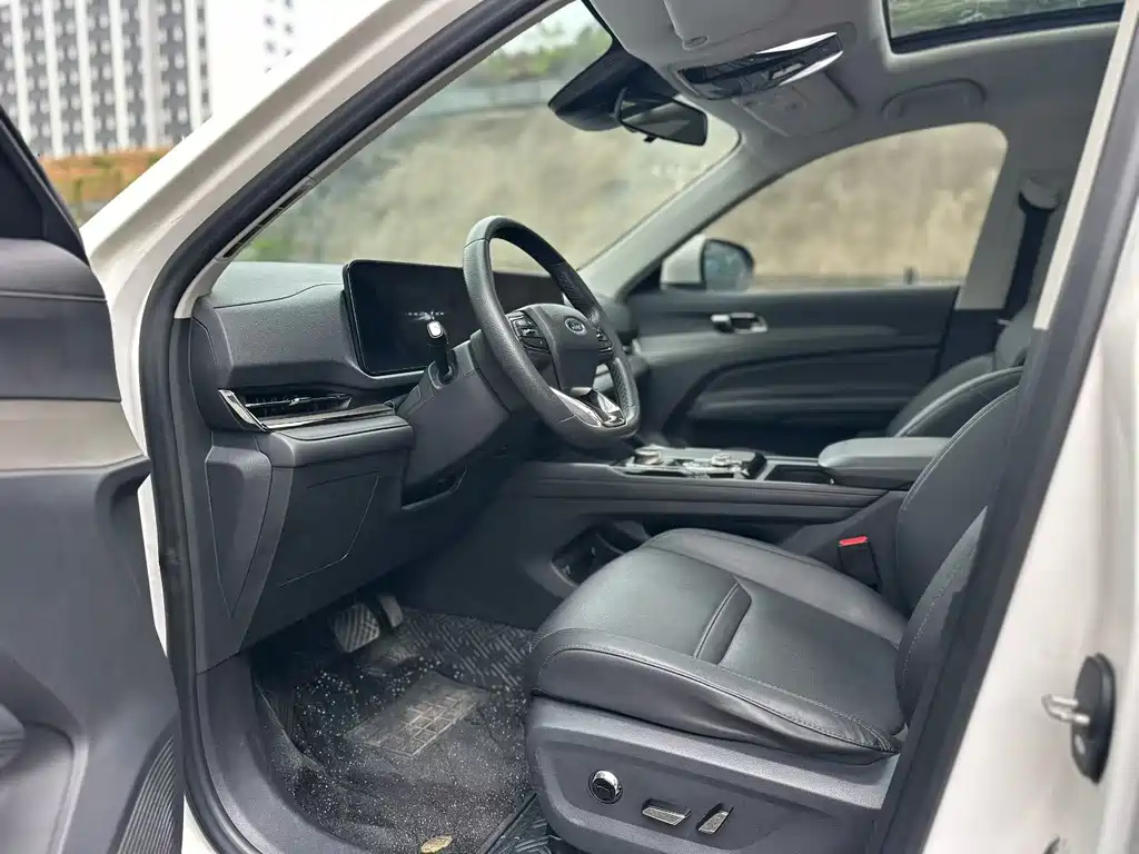 Ford Equator Sport — миниатюра 4